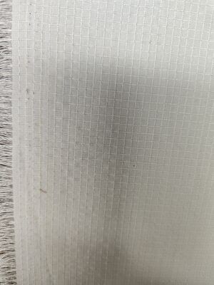 Proteja a roupa Tecido de meta-aramida feito de 5% de para-aramida e comprimento danificado 4,5 cm Ideal para equipamentos de proteção de segurança