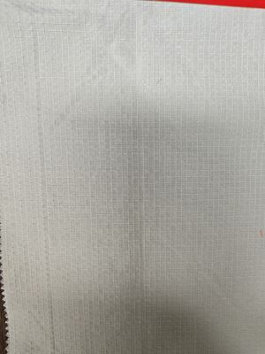Proteja a roupa Tecido de meta-aramida feito de 5% de para-aramida e comprimento danificado 4,5 cm Ideal para equipamentos de proteção de segurança