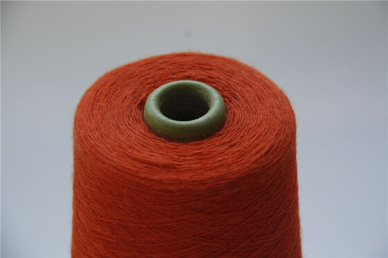Finitura de fios macios de linhas de viscose 1,5 kg por cone Viscose ideal para fabricação de têxteis e vestuário de moda