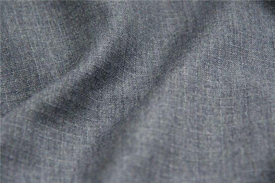 Tecido de viscose com textura suave e fibras de aramida projetado para atender a exigentes requisitos têxteis e padrões de conforto