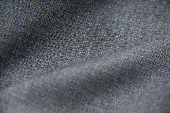 Tecido de viscose com textura suave e fibras de aramida projetado para atender a exigentes requisitos têxteis e padrões de conforto